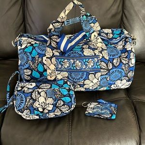 VB Blue Bayou tote with purse and ID